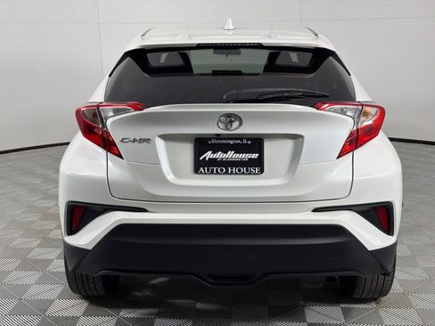 Used 2020 Toyota C-HR XLE image 6
