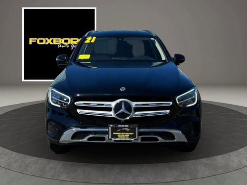 Used 2021 Mercedes-Benz GLC 300 4MATIC w/ Premium Package image 2