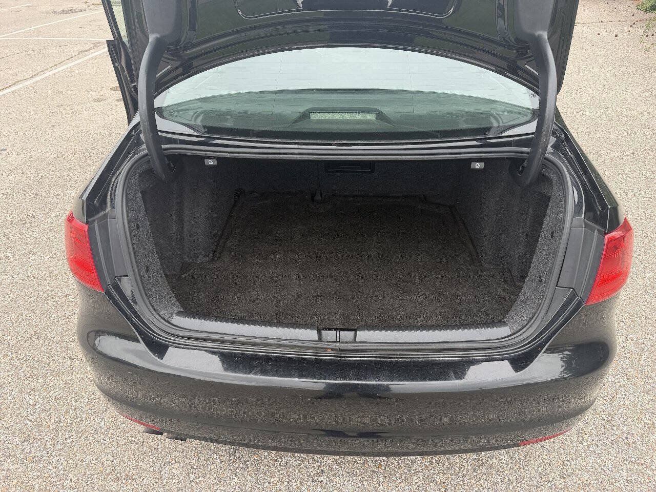 Used 2014 Volkswagen Jetta SE FWD image 19