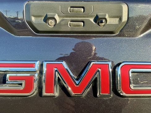 Used 2022 GMC Sierra 1500 SLT image 15