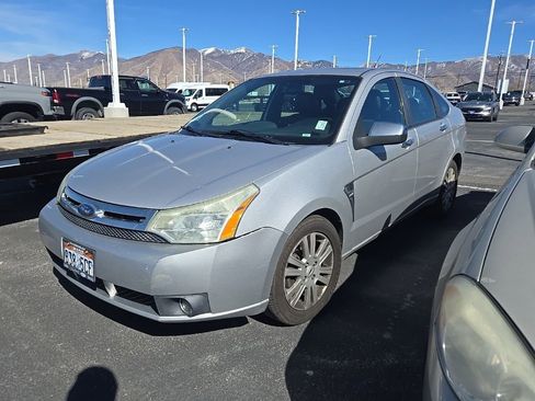 Used 2009 Ford Focus SEL image 5