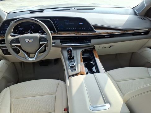 Used 2023 Cadillac Escalade Sport Platinum w/ LPO, ONYX Package image 13