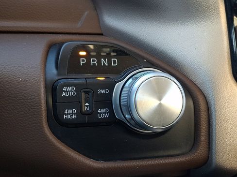 Used 2020 RAM 1500 Laramie image 14