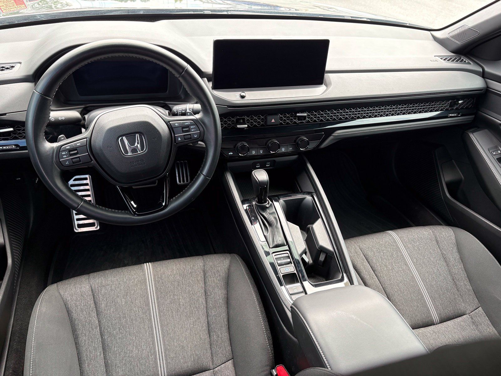 Used 2024 Honda Accord Sport image 13