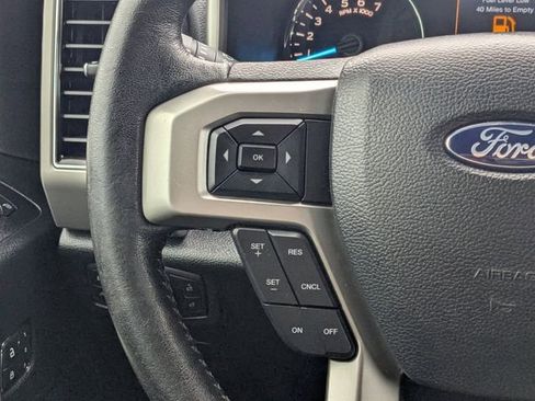 Used 2020 Ford F150 Lariat image 21