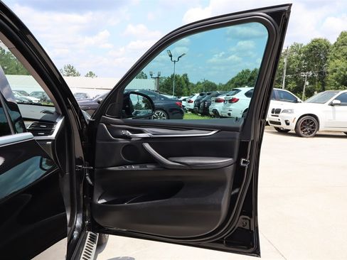 Used 2015 BMW X5 xDrive35d AWD/4WD image 38