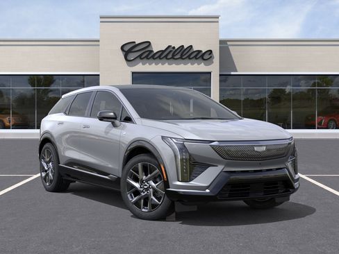 New 2025 Cadillac Optiq Luxury 1 w/ LPO, Floor Liner Package AWD/4WD image 7