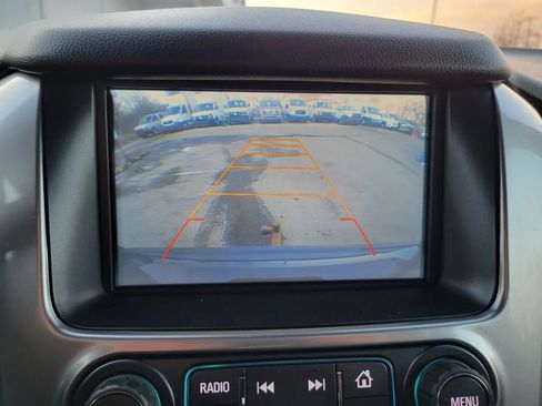 Used 2017 Chevrolet Tahoe LT w/ Luxury Package AWD/4WD image 10