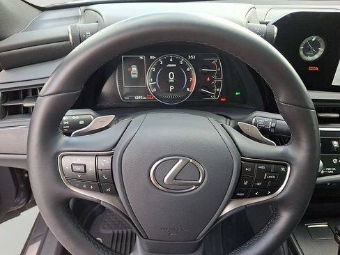 Used 2025 Lexus ES 350 w/ Premium Package FWD image 20