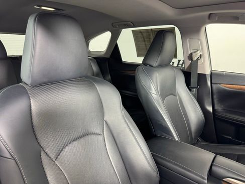 Used 2021 Lexus RX 350L Premium w/ Premium Package image 31