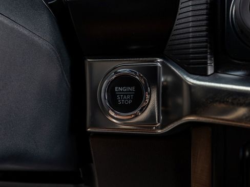 Used 2025 Ford F150 King Ranch w/ FX4 Off-Road Package image 23