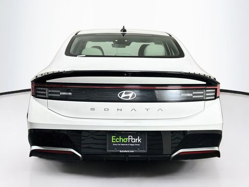 Used 2025 Hyundai Sonata SEL FWD image 7