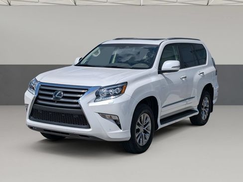 Used 2018 Lexus GX 460 Luxury AWD/4WD image 6
