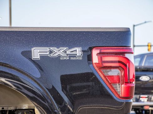 Used 2025 Ford F150 Lariat w/ Equipment Group 501A Mid AWD/4WD image 10