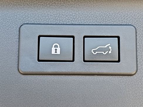 Certified 2025 Subaru Forester Touring AWD/4WD image 16