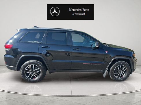 Used 2020 Jeep Grand Cherokee Trailhawk w/ Premium Lighting Group AWD/4WD image 6