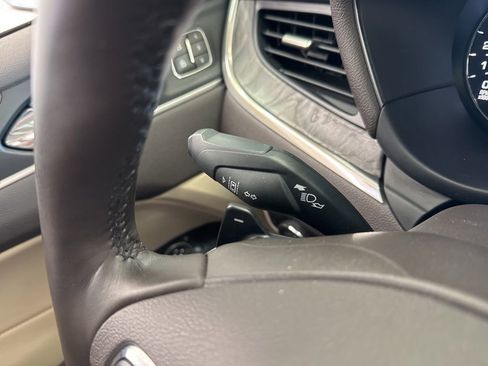 Used 2019 Lincoln MKC Reserve AWD/4WD image 21