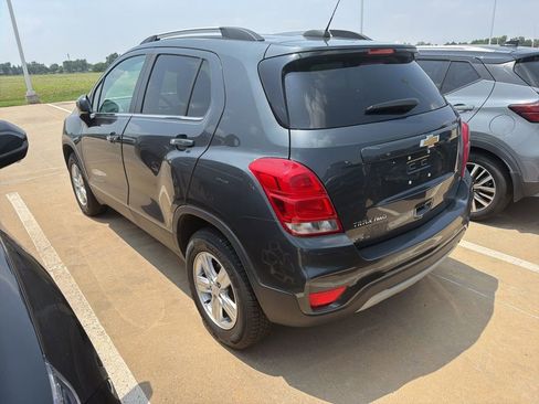 Used 2018 Chevrolet Trax LT w/ LT Convenience Package AWD/4WD image 6
