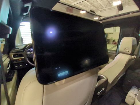 Used 2021 GMC Yukon SLT w/ SLT Luxury Plus Package image 21