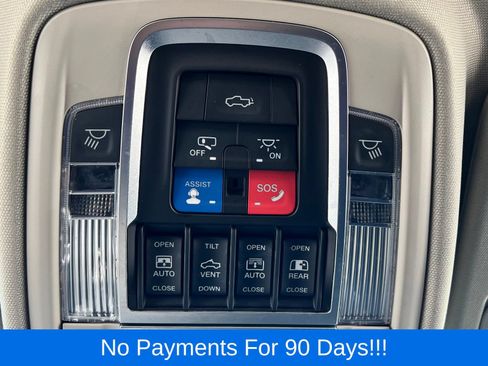 Used 2022 RAM 1500 Laramie AWD/4WD image 27