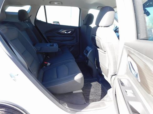 Used 2023 GMC Terrain SLE w/ Driver Convenience Package image 20