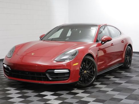 Used 2019 Porsche Panamera GTS AWD/4WD image 1