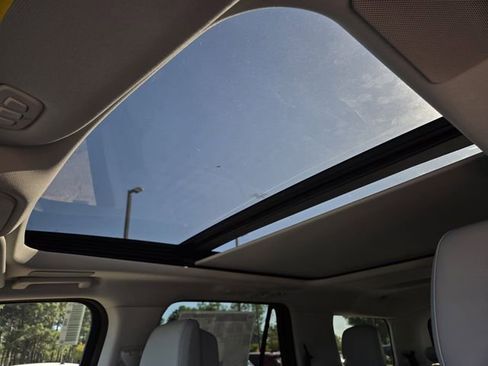 New 2026 Ford Expedition Platinum image 10