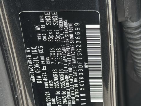 Used 2025 Kia Sportage EX FWD image 28