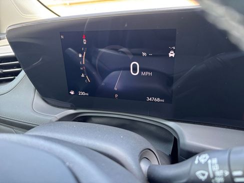 Used 2025 Buick Encore GX Preferred AWD/4WD image 40