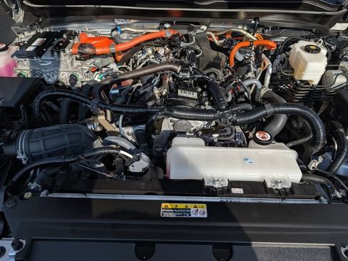 Used 2025 Toyota Tacoma 4x4 Double Cab Hybrid w/ Tow Tech Package image 34
