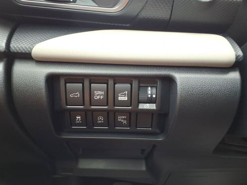 Certified 2023 Subaru Forester Limited AWD/4WD image 17