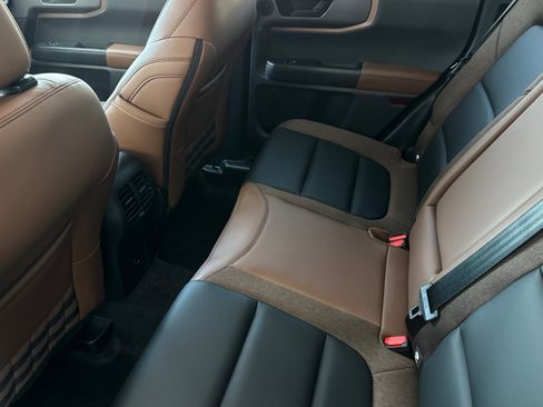 New 2025 Ford Bronco Sport Outer Banks w/ Outer Banks Tech Package+ image 11