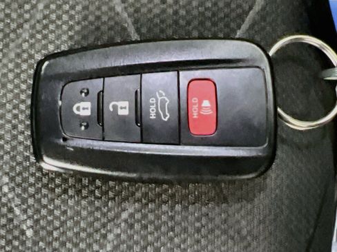 Used 2024 Toyota RAV4 XLE w/ Convenience Package FWD image 36