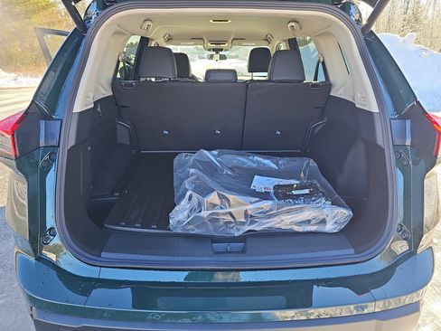 New 2026 Nissan Rogue SV image 15