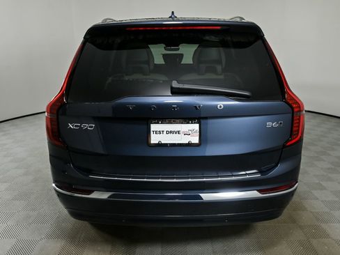 New 2026 Volvo XC90 B6 Plus w/ Protection Package Premier image 29