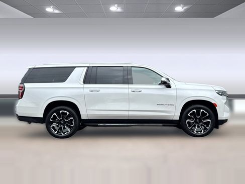 Used 2023 Chevrolet Suburban Premier AWD/4WD image 7