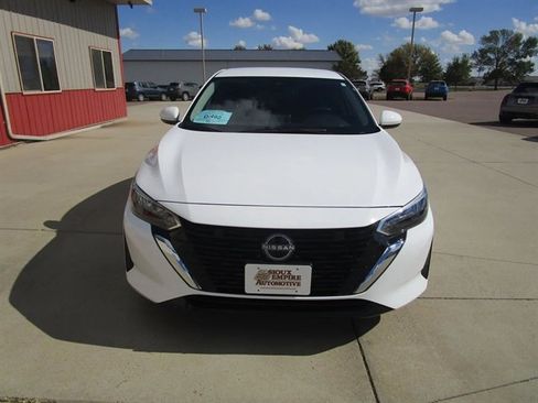 Used 2024 Nissan Sentra SV w/ All-Weather Package image 4