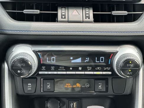 Used 2024 Toyota RAV4 XSE w/ Weather Package AWD/4WD image 15