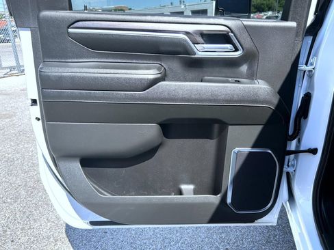 Certified 2024 Chevrolet Silverado 3500 LTZ w/ LTZ Convenience Package AWD/4WD image 17