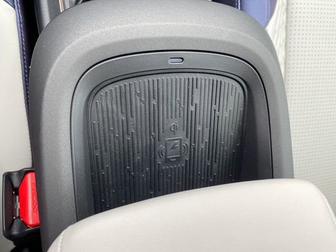 New 2026 Nissan Leaf Platinum+ image 19