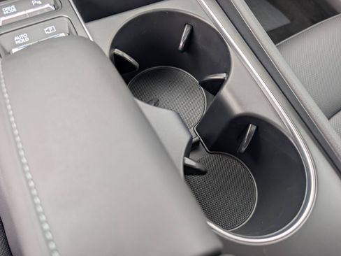 Used 2025 Hyundai Sonata Limited FWD image 35