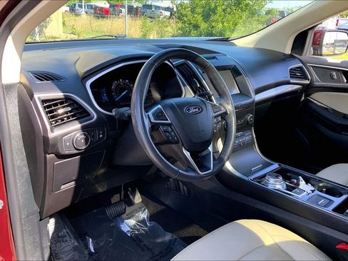Used 2020 Ford Edge SEL w/ Convenience Package FWD image 12
