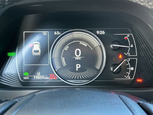 Used 2024 Lexus UX 250h F Sport image 24