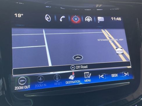 Used 2017 Cadillac Escalade ESV Platinum image 11