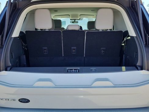New 2026 Ford Expedition Active image 18