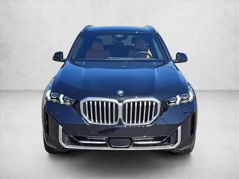 Used 2026 BMW X5 sDrive40i w/ Premium Package RWD image 2