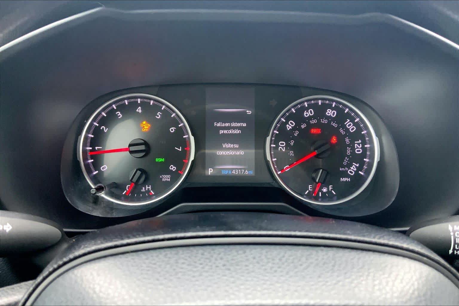 Used 2020 Toyota RAV4 XLE FWD image 25
