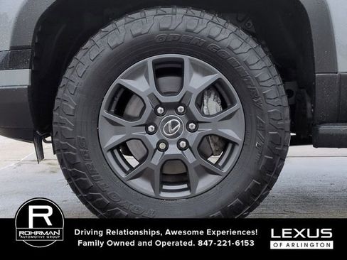 Used 2024 Lexus GX 550 AWD/4WD image 12