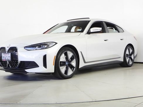 Used 2023 BMW i4 eDrive35 w/ Premium Package RWD image 2