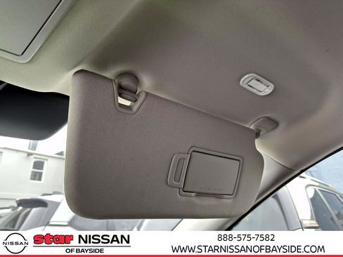 Certified 2024 Nissan Pathfinder SL w/ Black Appearance Package image 22